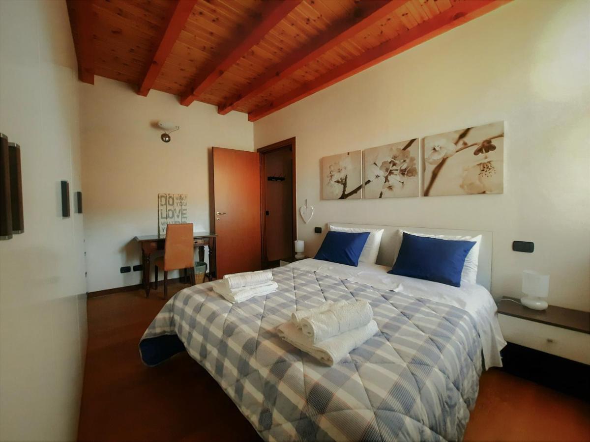 Antica Corte, Bilocale Nel Centro Storico Di Como Apartment Exterior photo